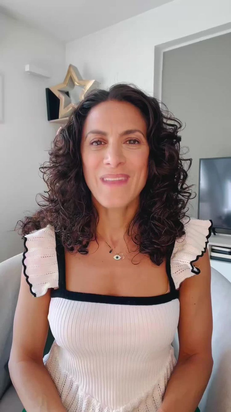 Aplikacje i usługi cyfrowe Wideo Graciela Mercedes dla Psychic Samira