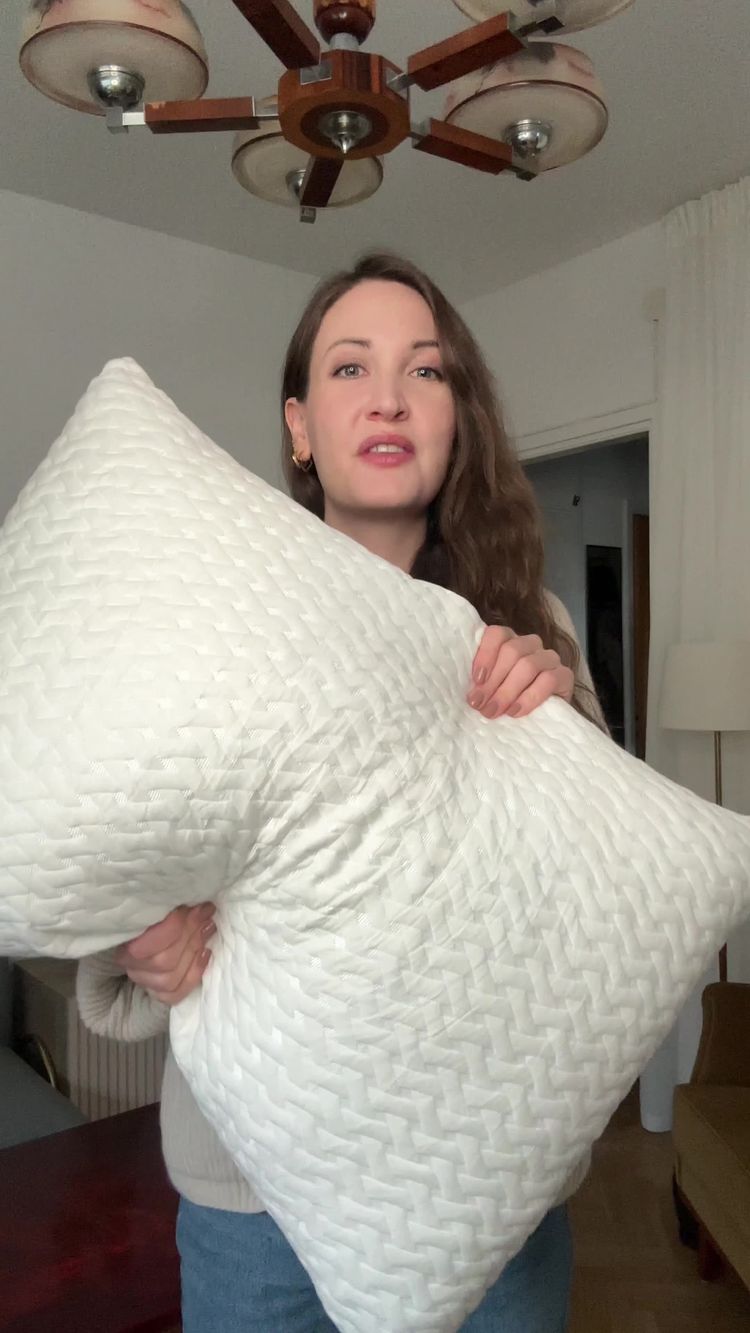 Consumer Goods Video of Alexandra for TheNap™ - The perfect pillow
