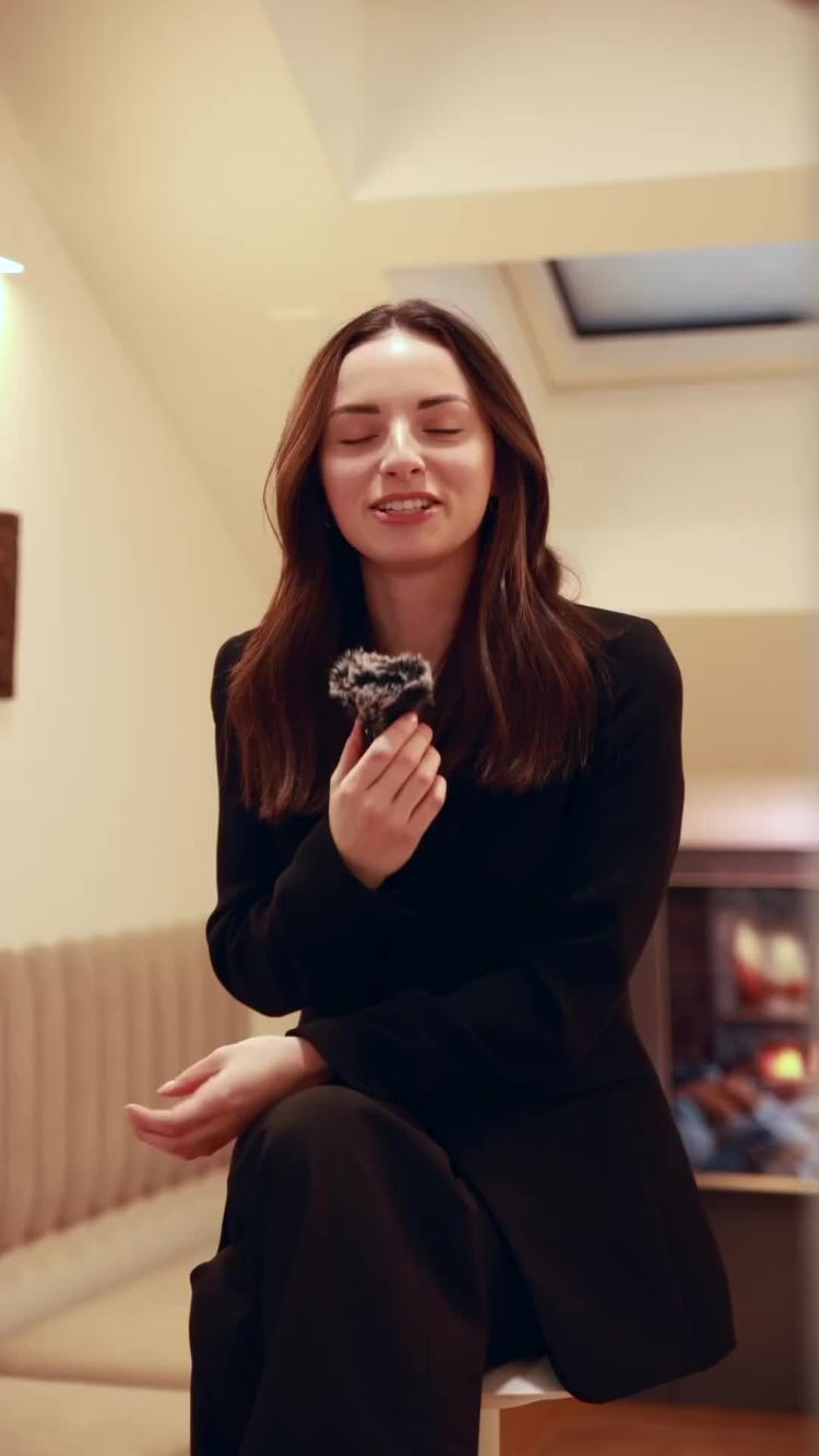 Video av Klara