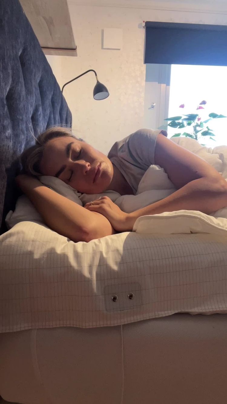 Konsumtionsvaror Video av Sara för Grounding of Sweden