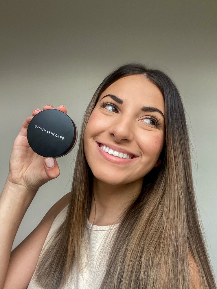 Ingrijirea pielii Fotografie de Hayley pentru Danish Skin Care