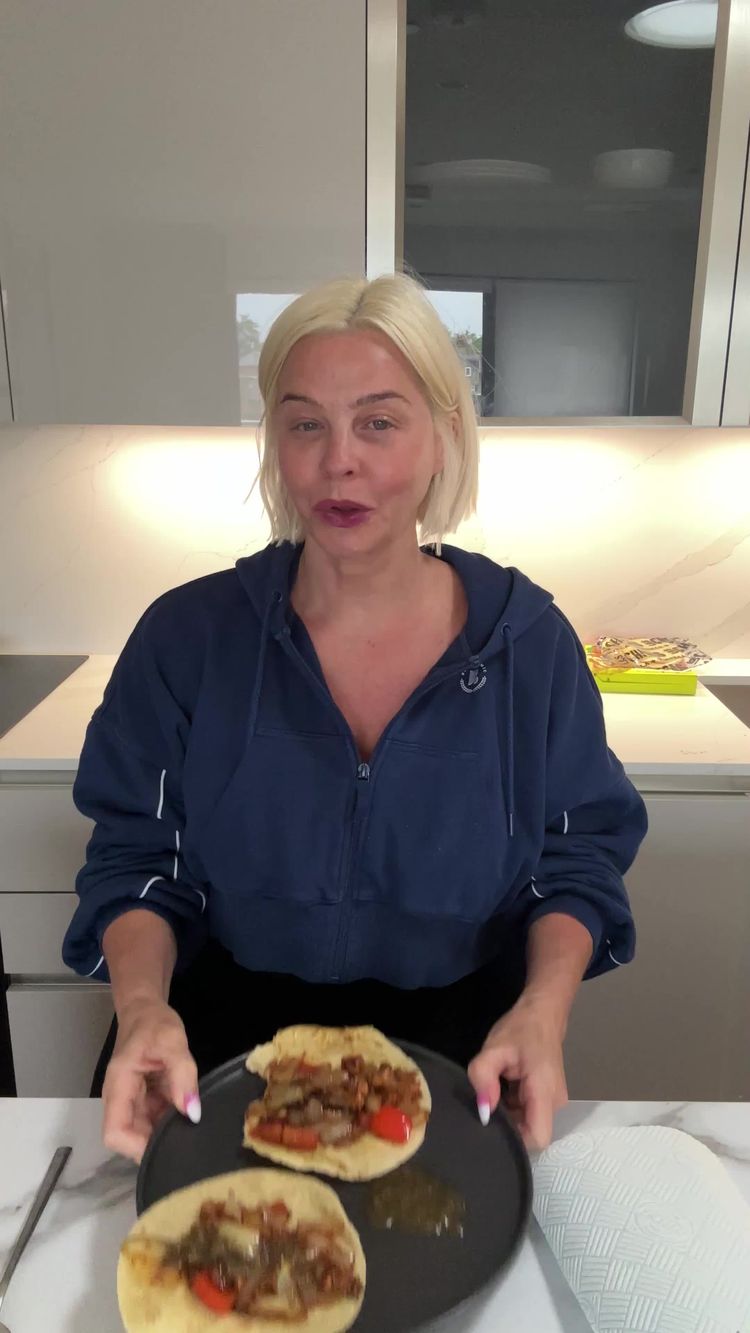 Aplicații & Servicii Digitale Video de Arlette pentru CertifiedFasting.com