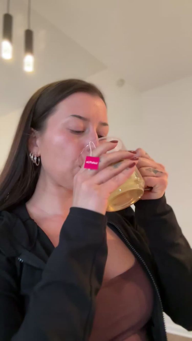 Food Video of Samantha  for Lulutox Detox Tea