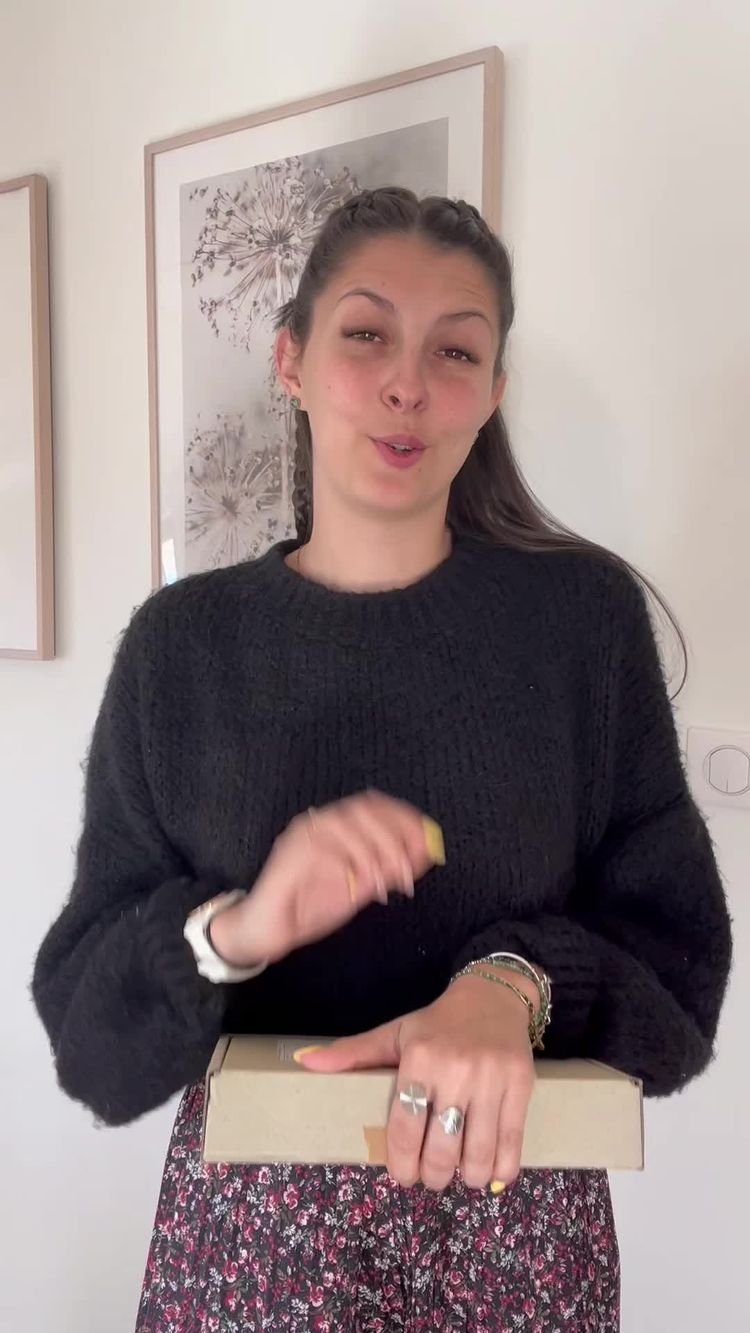 Accessoires Vidéo de Victoria pour PAGOPACE - The PAGO Payment Ring