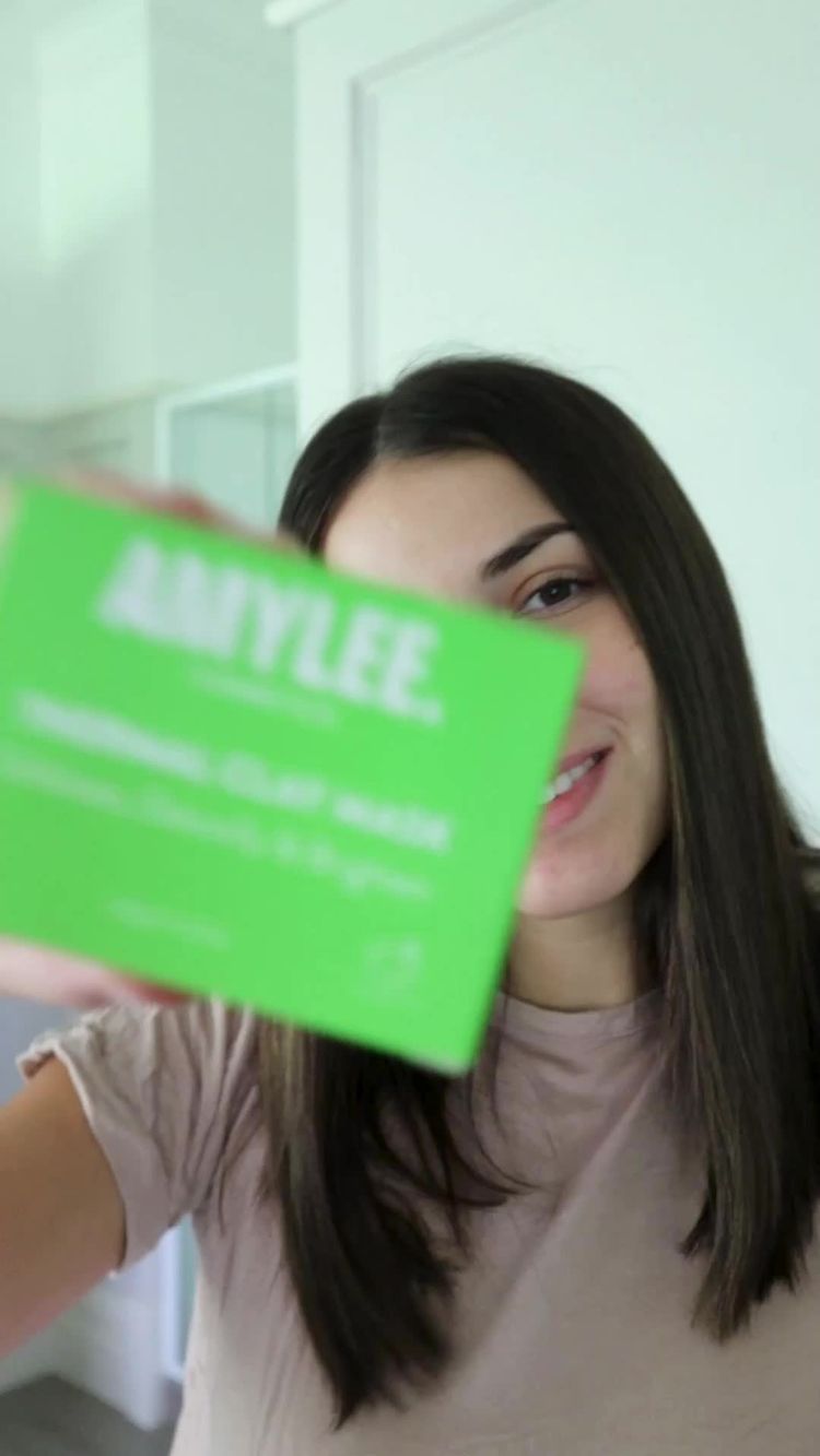 Cosmétiques Vidéo de Hayley pour Amylee Cosmetics