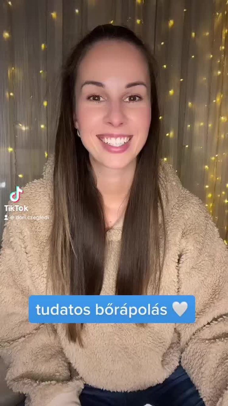Video av Dóra