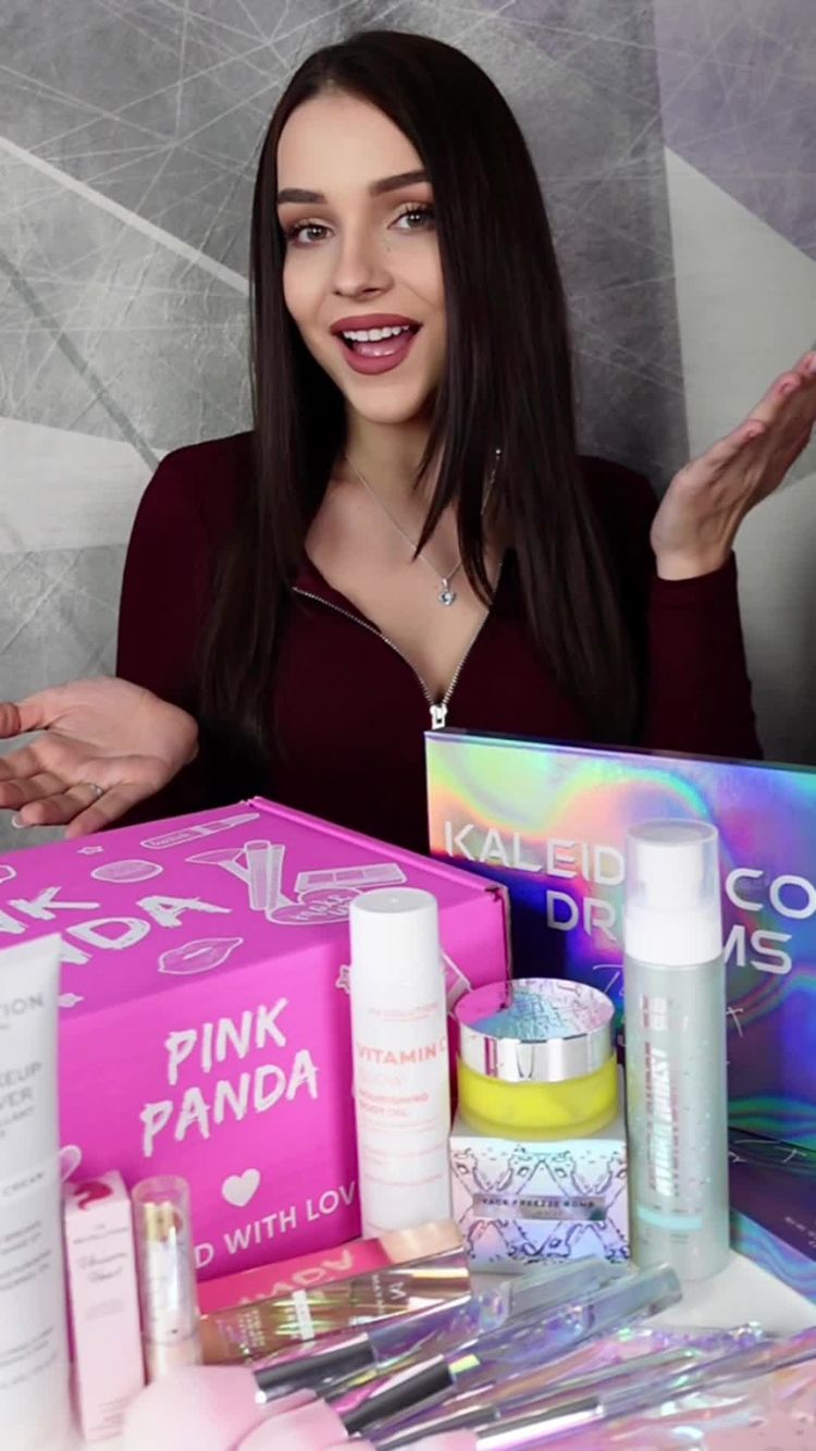 Skincare Video of Miruna for PINK PANDA 