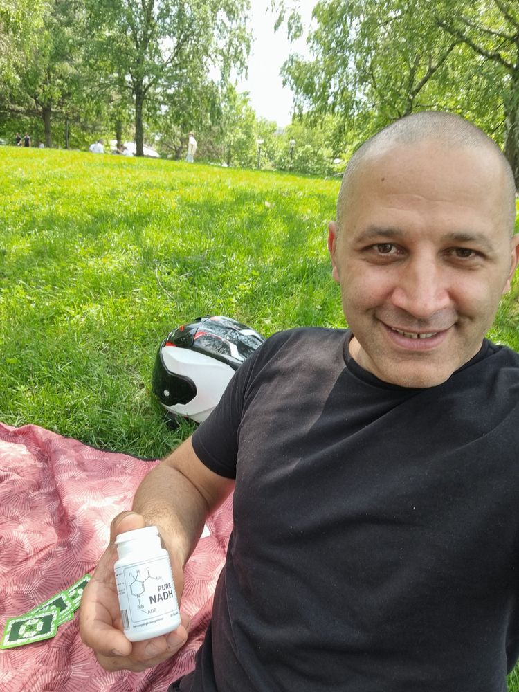 Santé Photo de Cristian  pour PURE NADH