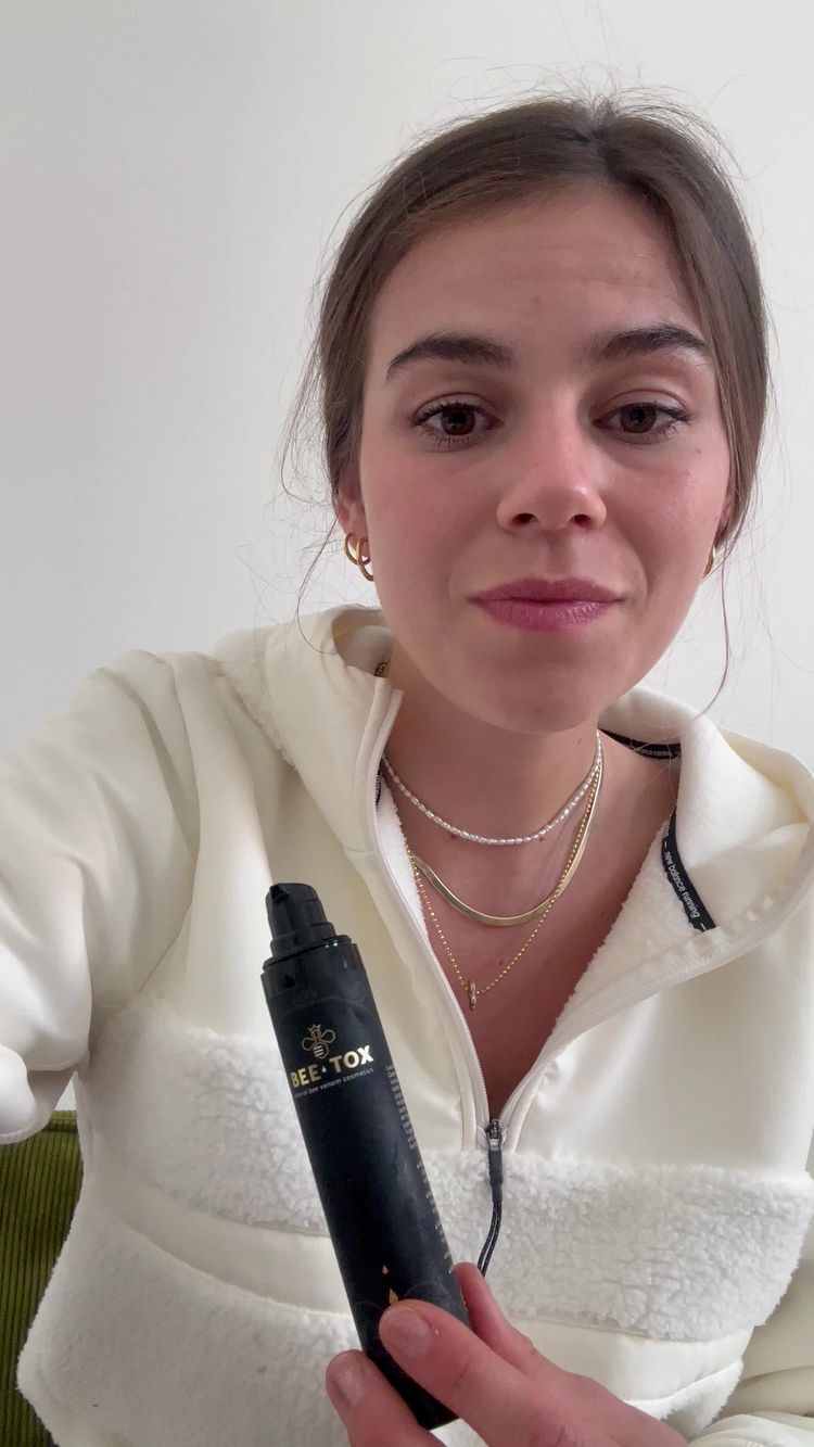 Kosmetika Video av Alina för BeeQueen