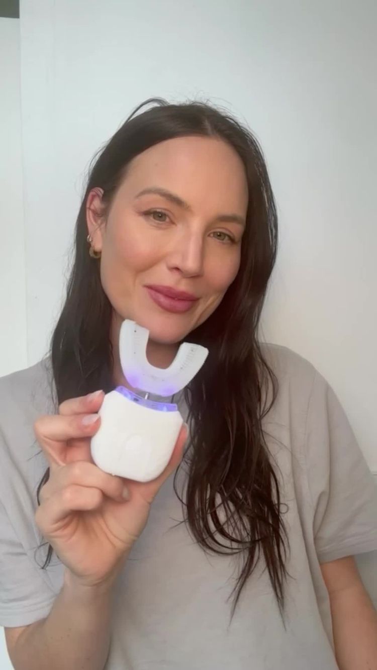 Hudpleie Video av Holly for Scandinaviansmiles