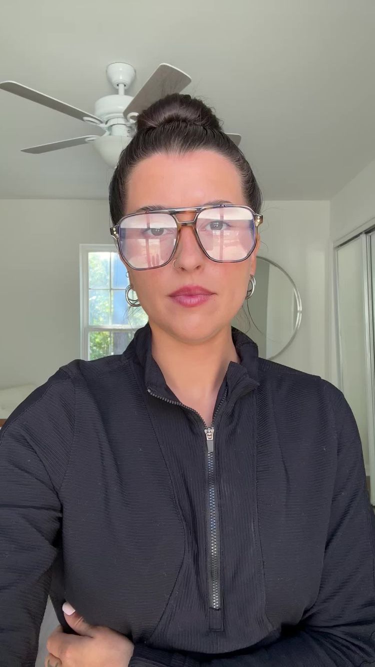 Aplikace a Digitální Služby Video od Samantha  pro Happyo