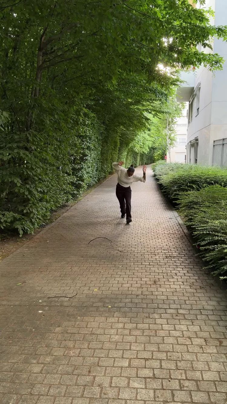 Aplikacije in digitalne storitve Video od ida za EF English Live