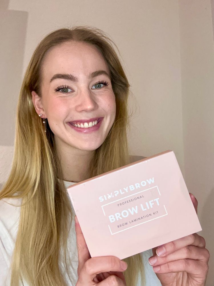 Foto af Amalie for AVA Beauty