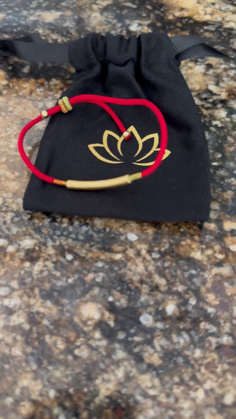 Accessories Video of Shelly for Buddha & Karma