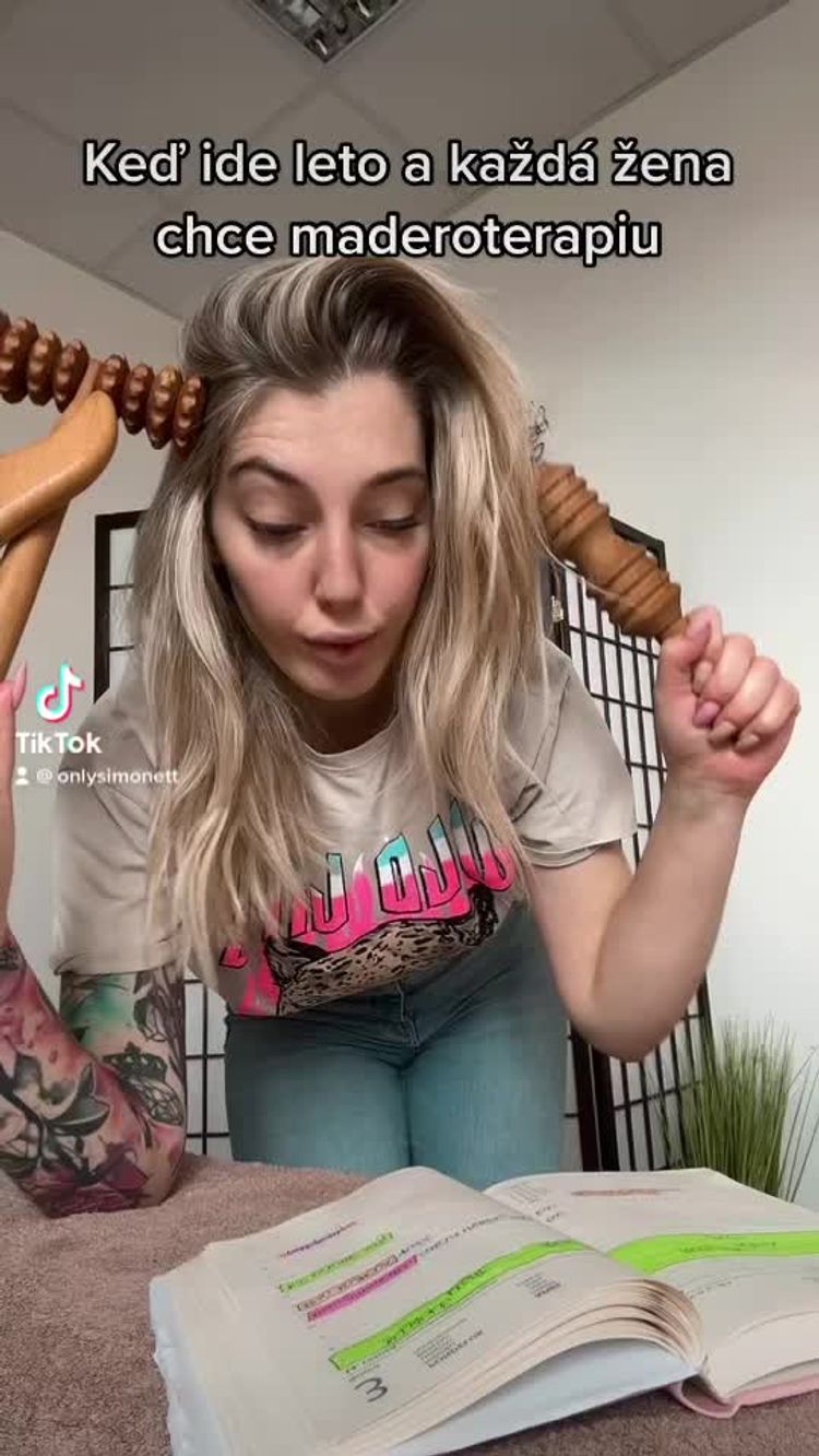 Video von Simona