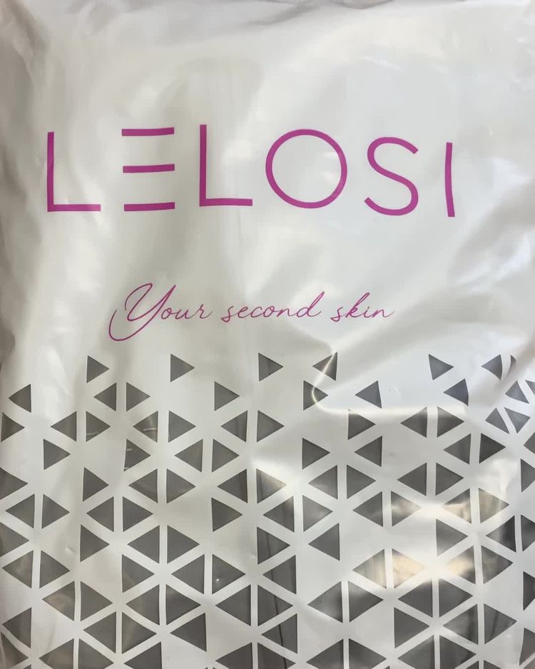 Fashion Video of Vivien for LELOSI