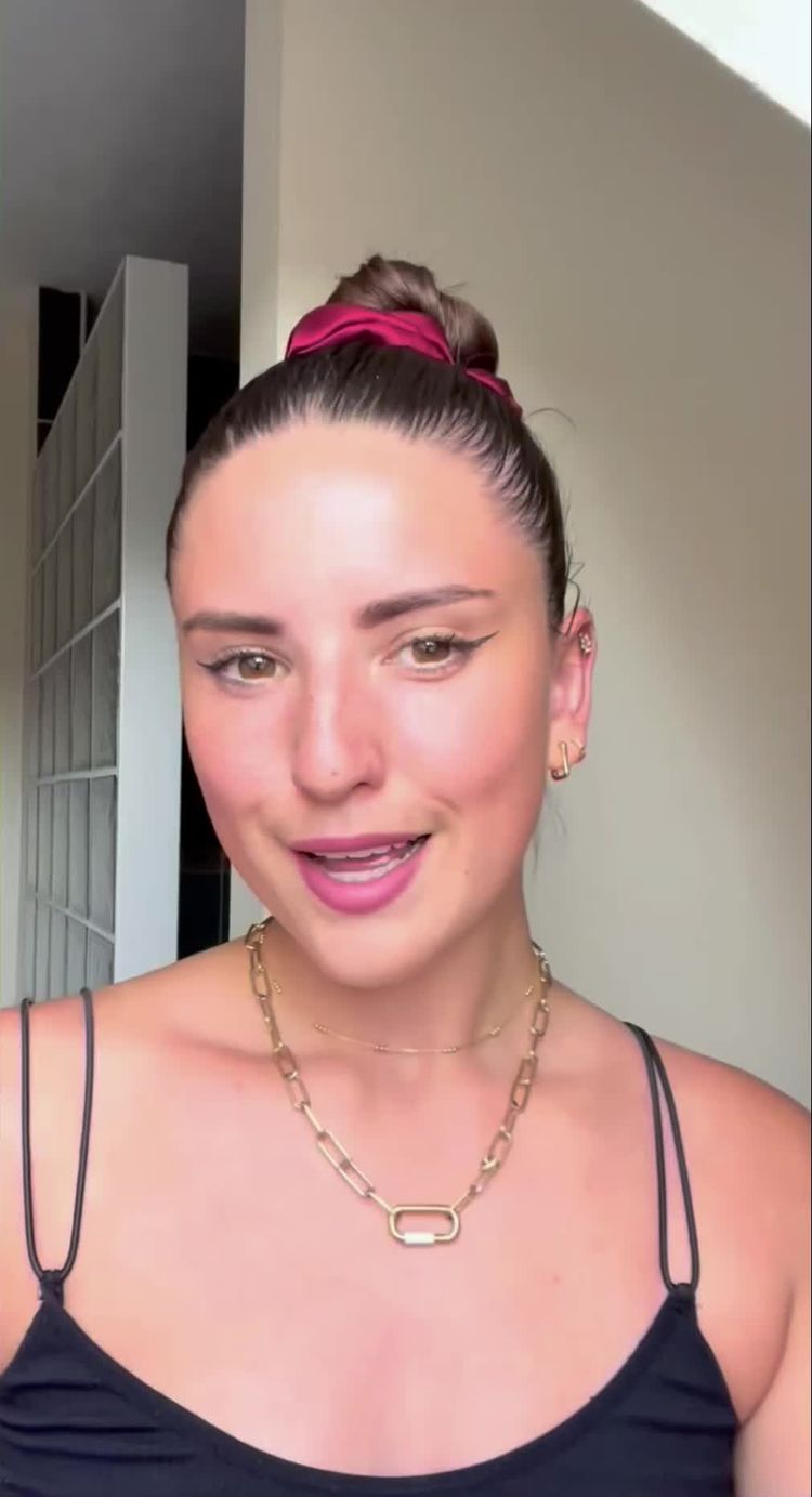 Kosmetik Video von Amélie für Pin Up Secret