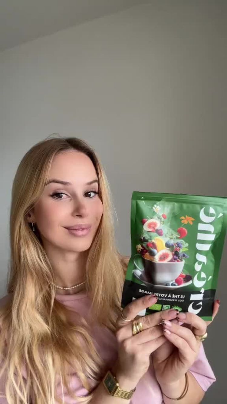 Alimentation Vidéo de Manon pour CréaThé
