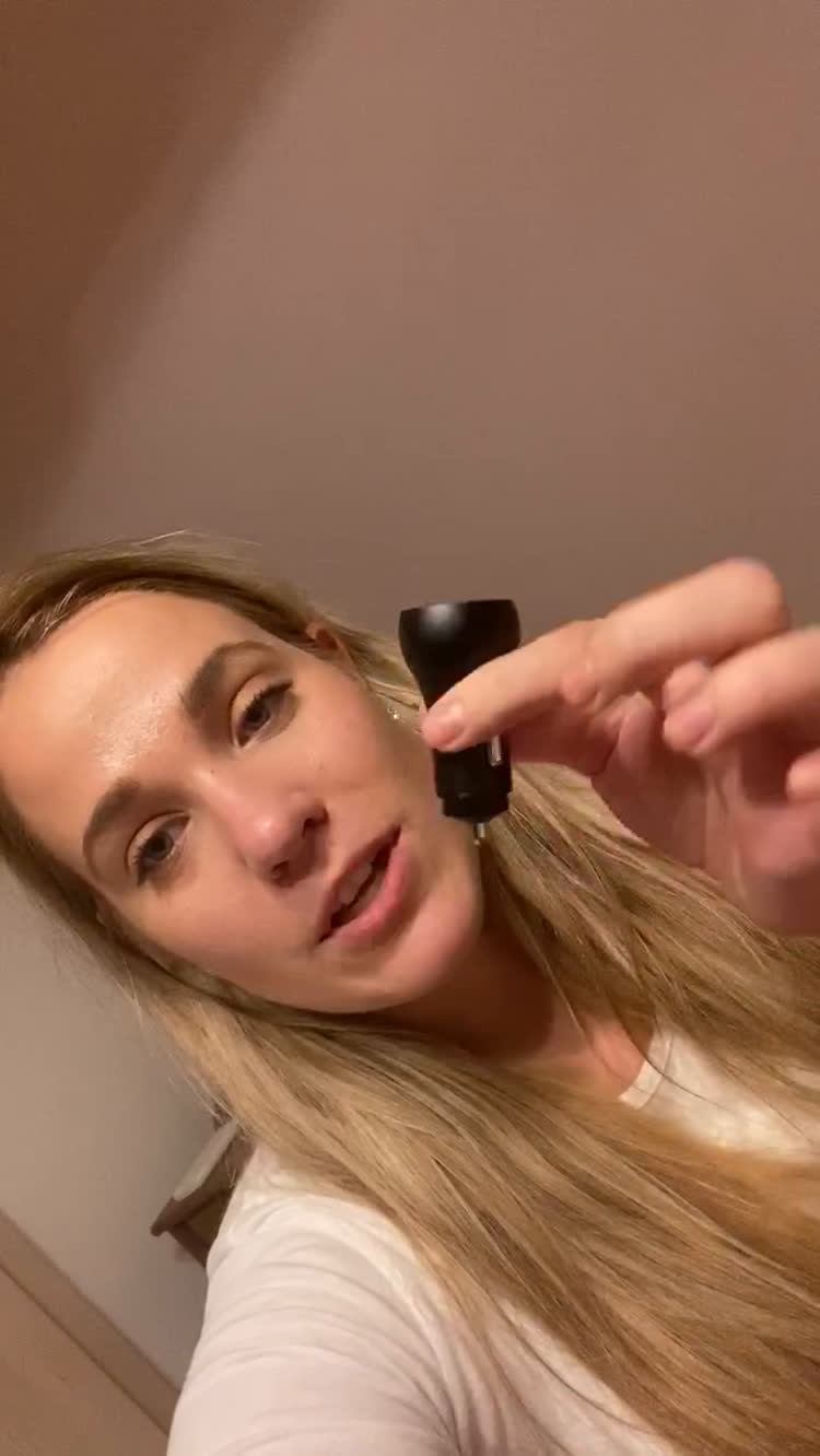 Conso Vidéo de Nikola pour Gizzmo