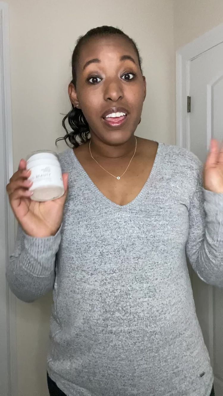 Kosmetik Video von Courtney für AZIO BEAUTY